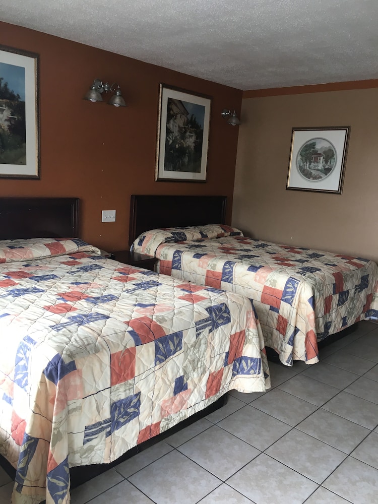 Budget Inn And Suites 23/28