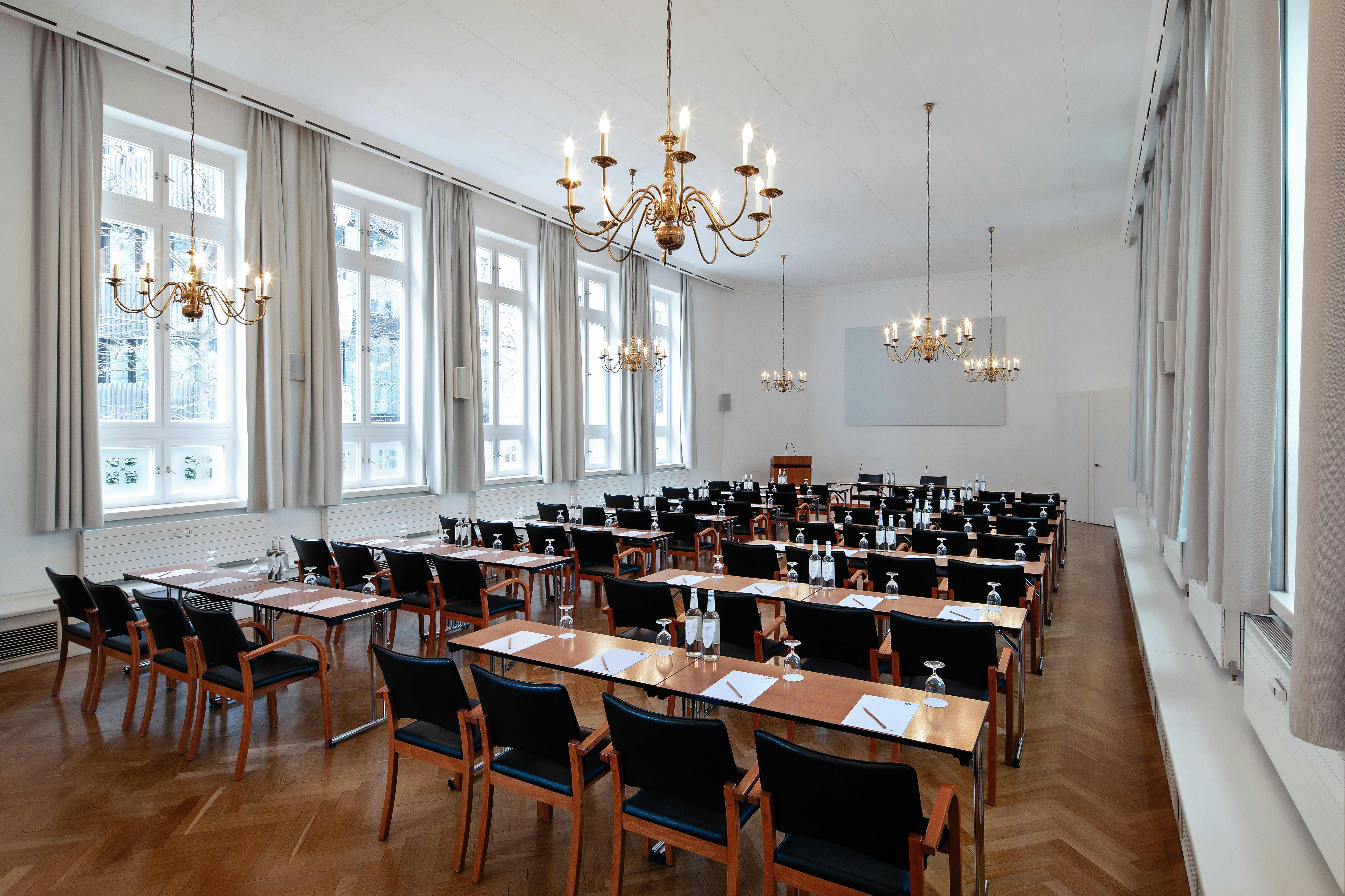 TOP VCH Dietrich-Bonhoeffer-Haus 10/16