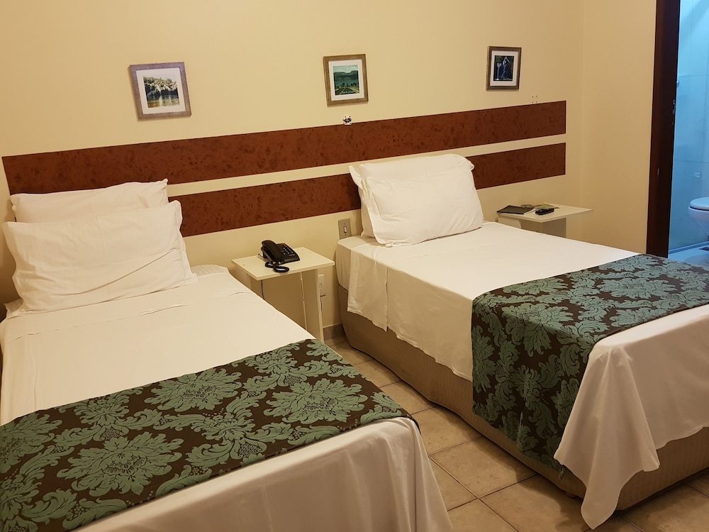 Hotel Minastur 11/50
