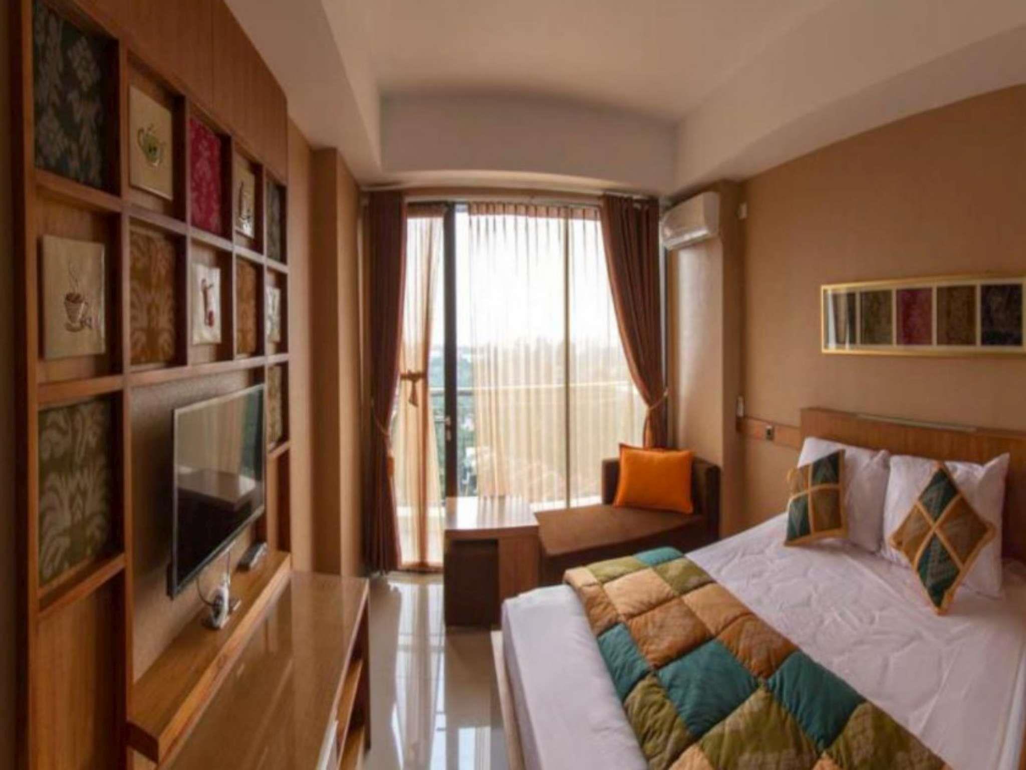 Beverly Dago Apartment 12/46
