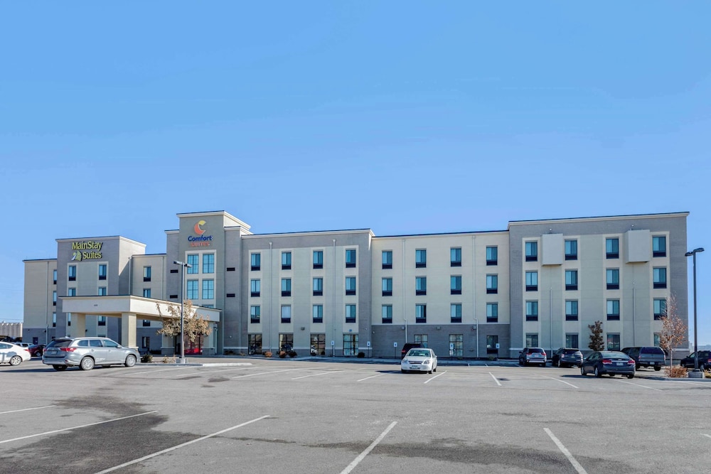 MainStay Suites Near Denver Downtown 69/73