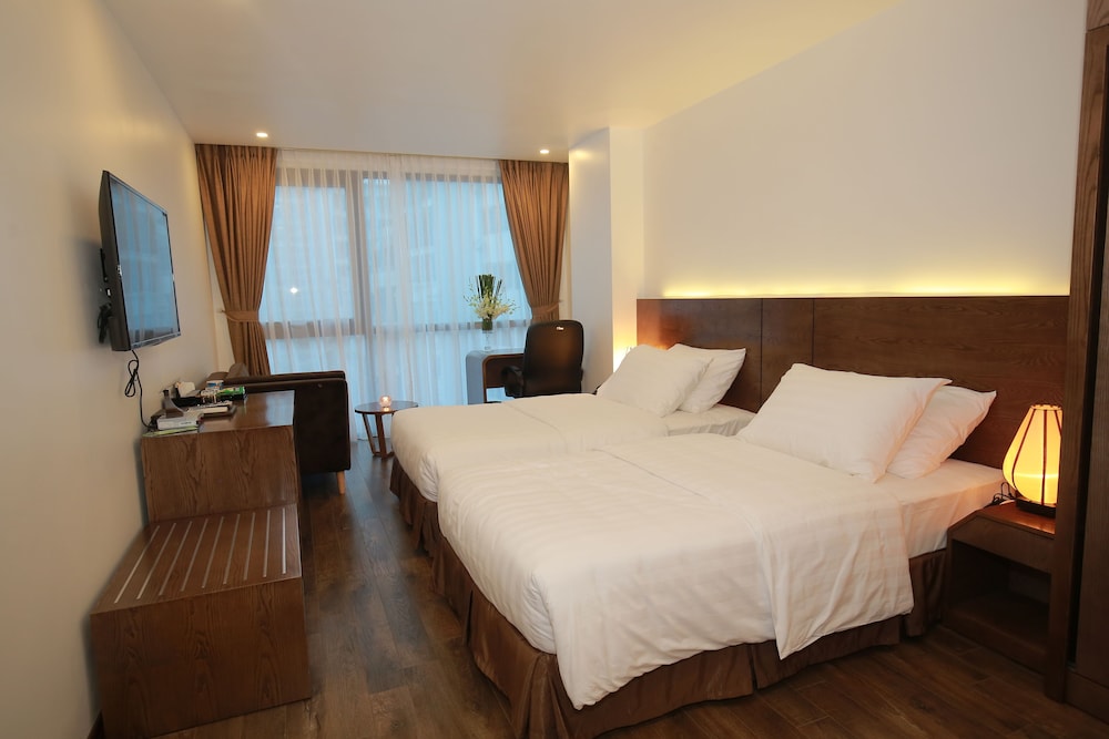 Inearth Hotel Hanoi (Ex. Poonsa Hanoi Hotel) 25/66