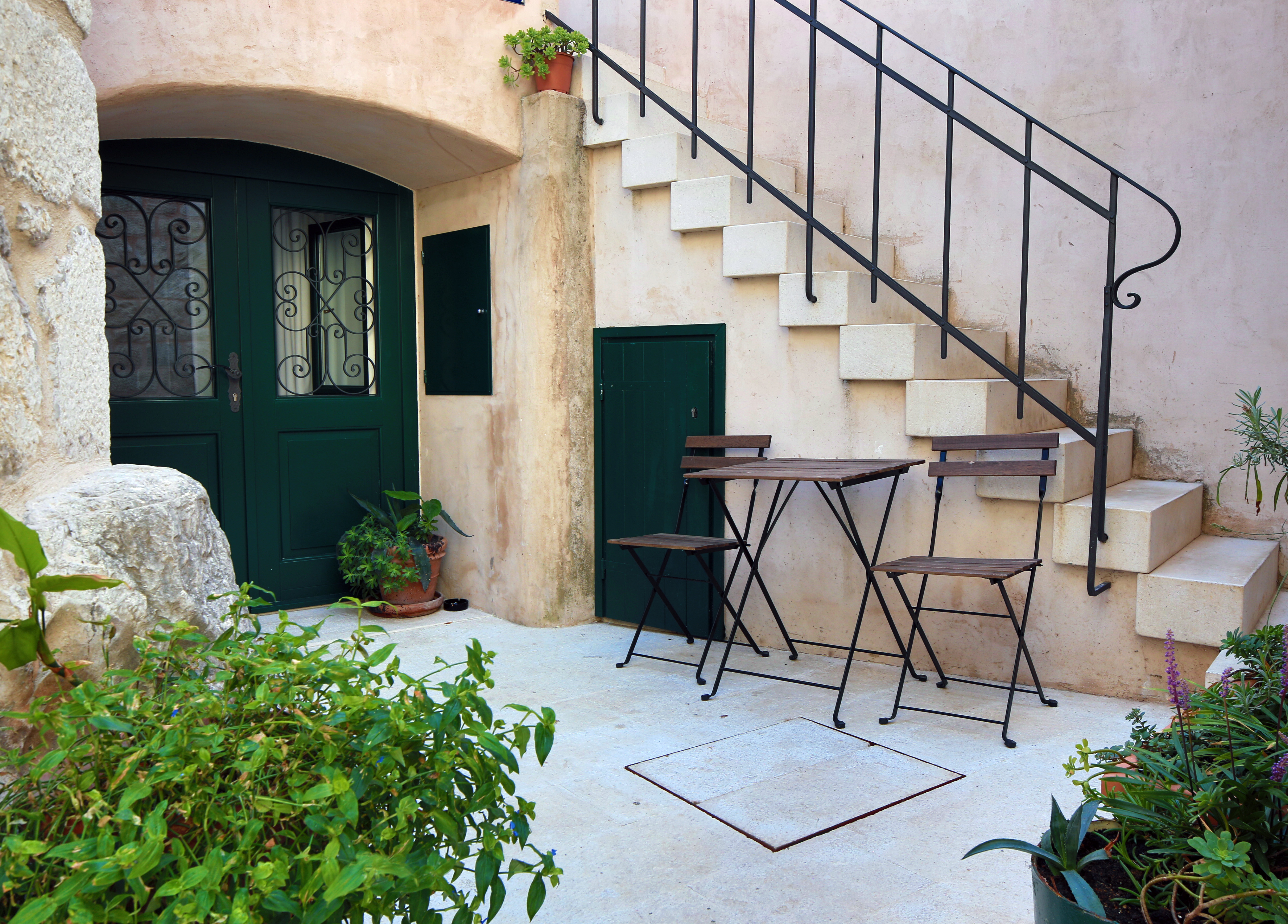 Divota Apartment Hotel 17/80