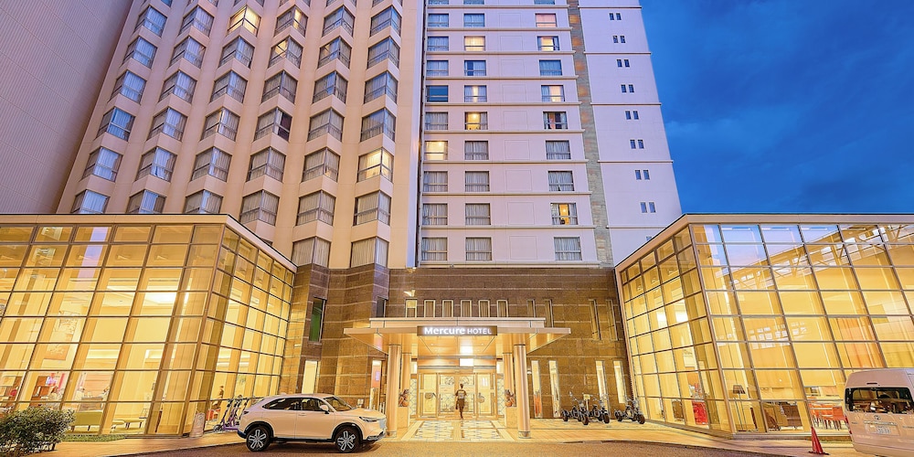 Mercure Okinawa Naha 1/65