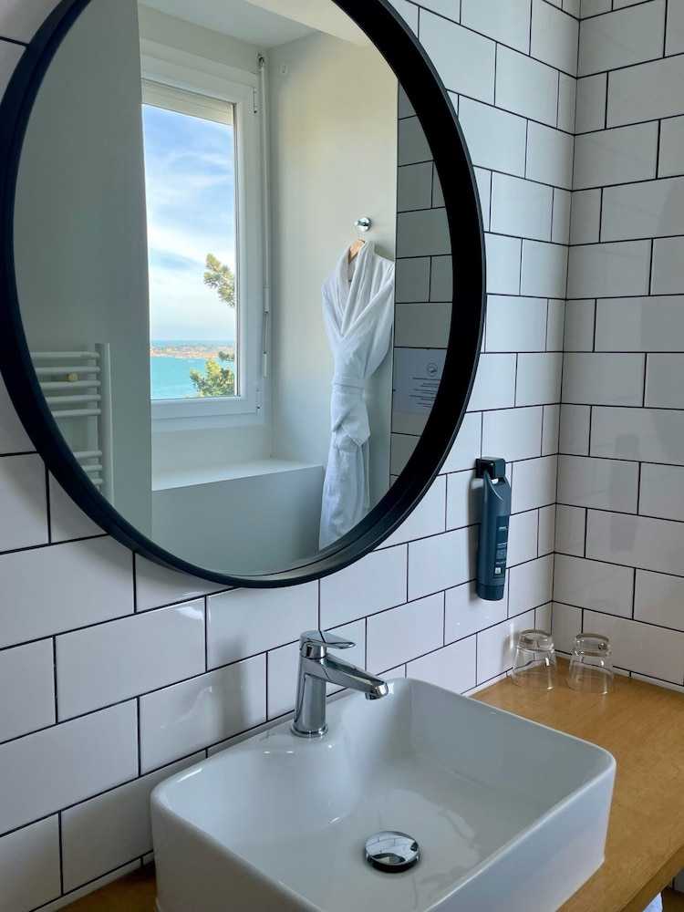 Hotel Les Costans the Originals Relais 43/50
