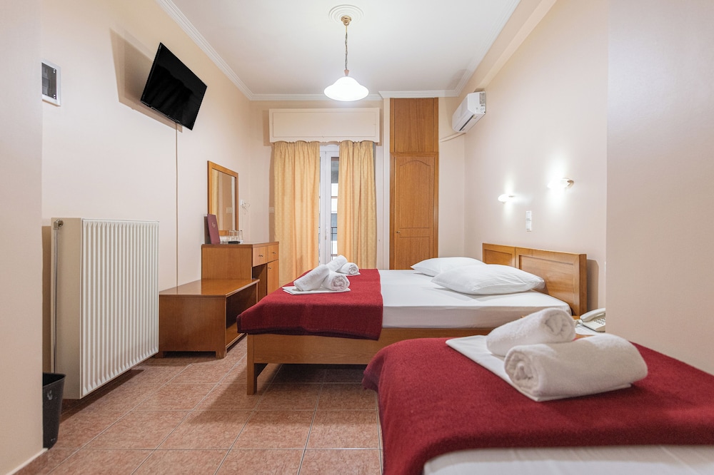 Faros 2 Hotel 9/36