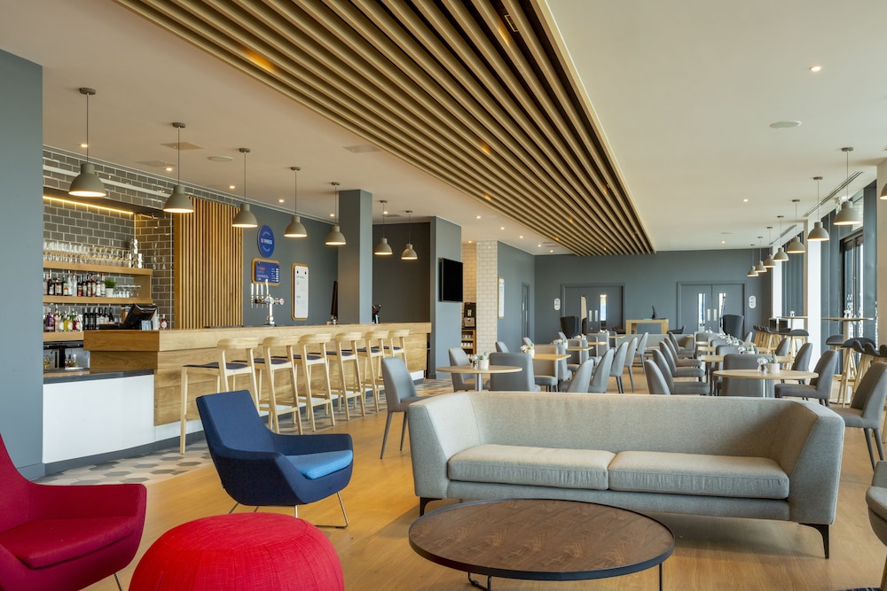 Holiday Inn Express Bridgwater 33/41
