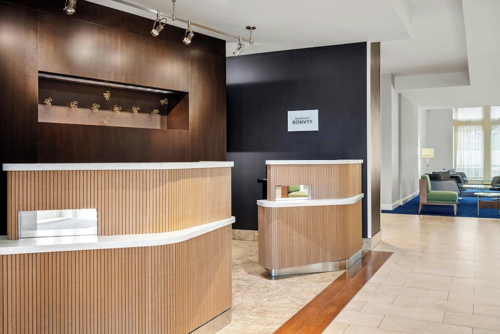Courtyard by Marriott Evansville East 8/57