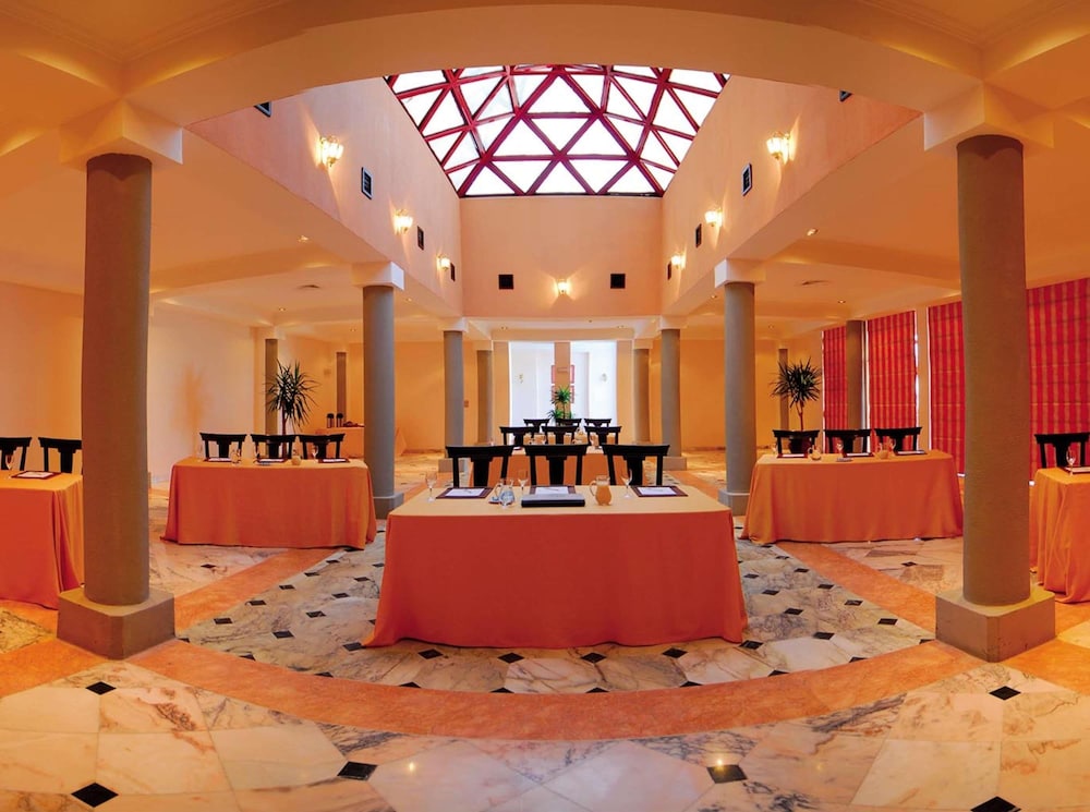 Grand Mercure Petra 13/91