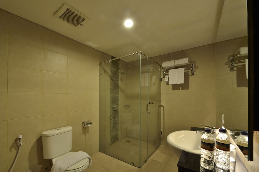 Hotel Dafam Cilacap 35/36