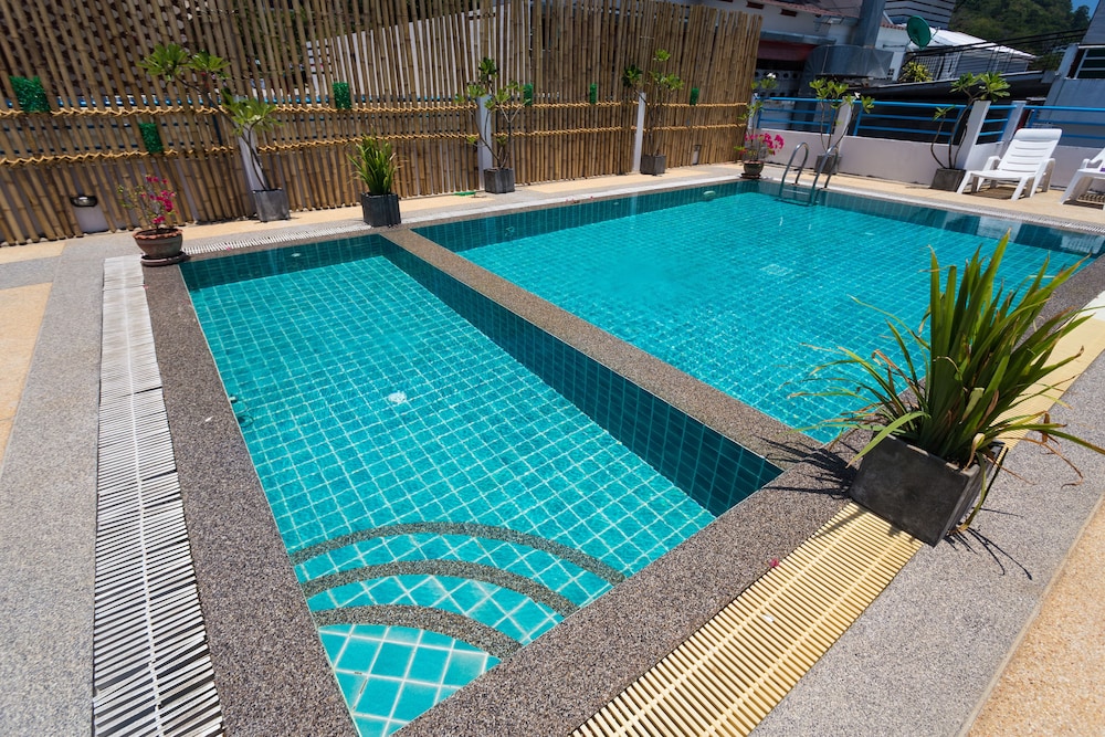 STAR HOTEL PATONG 12/52