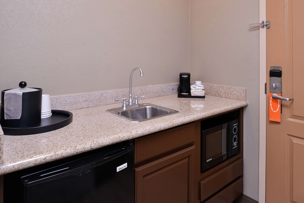 Hampton Inn and Suites Woodland - Sacramento Area 49/53