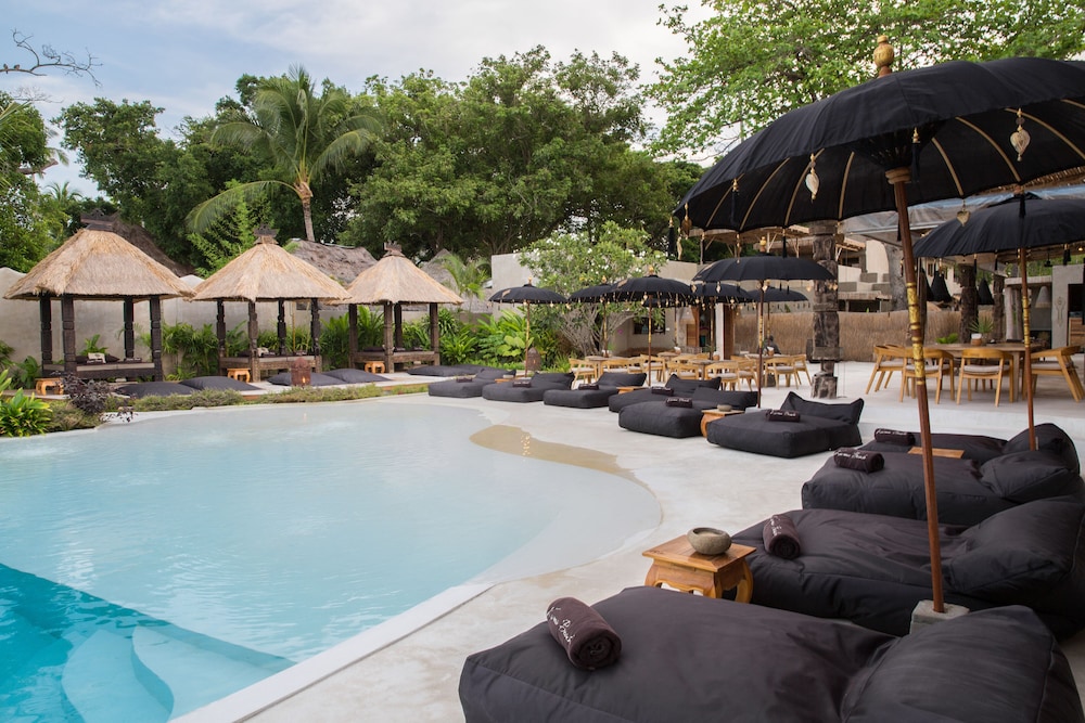Karma Resort 43/50