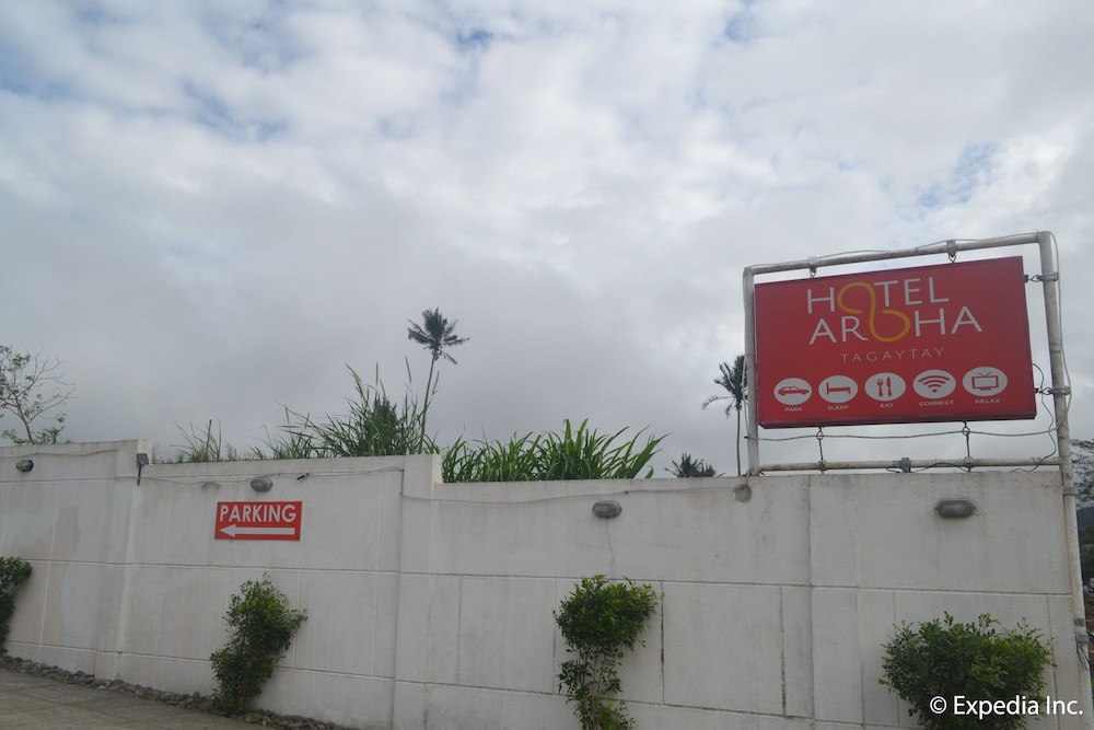 Aroha Hotel 2/39