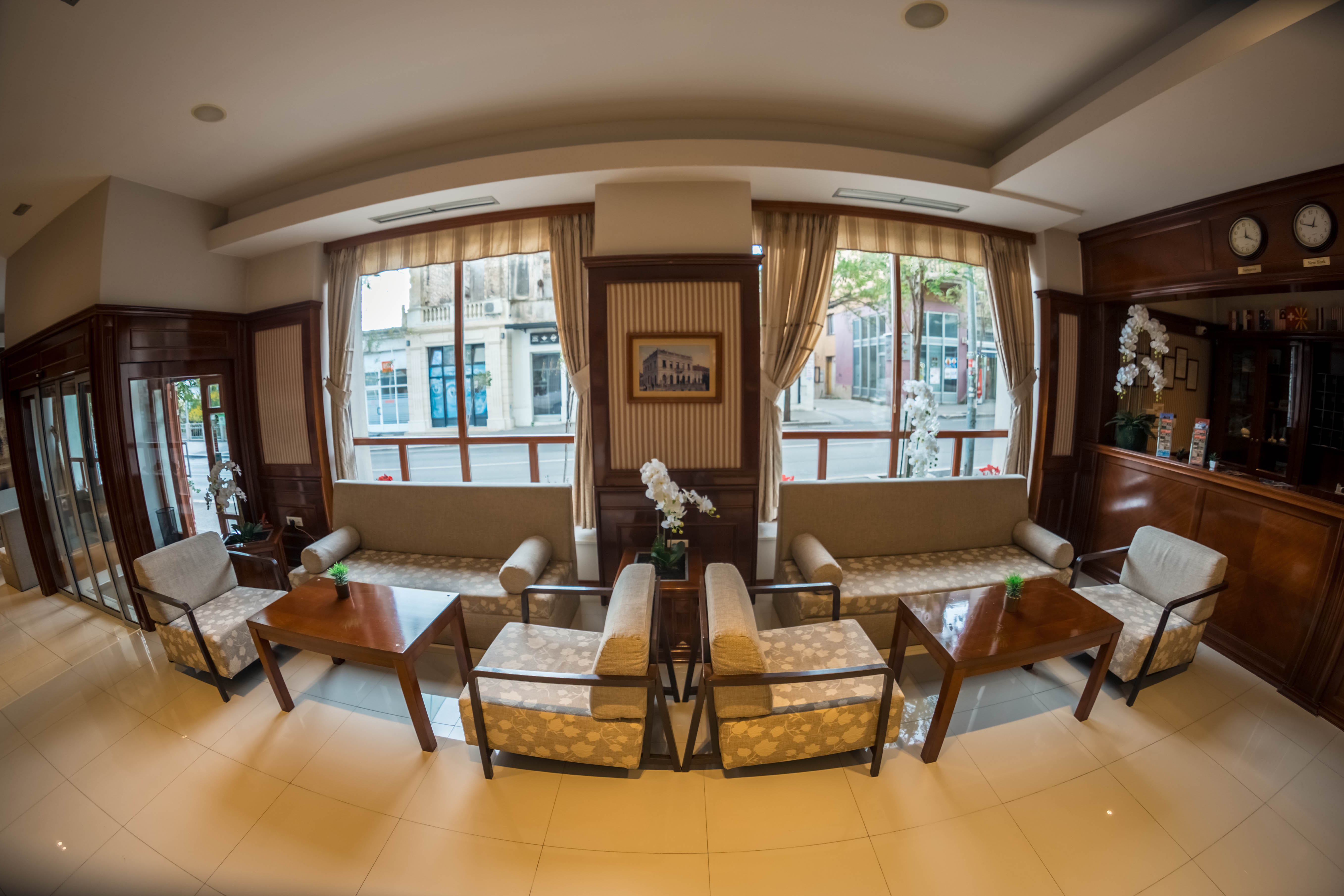 Bristol Hotel 32/50