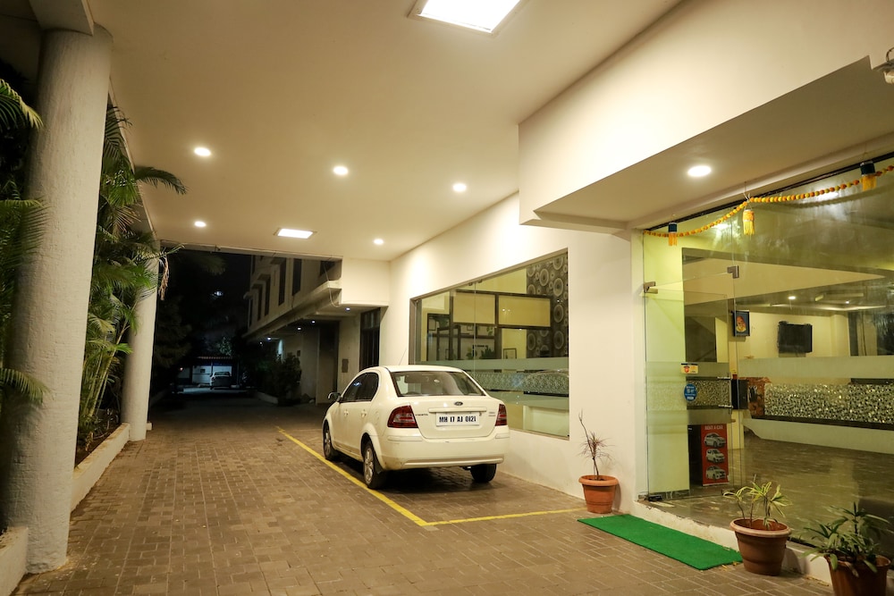 Hotel Sai Bansi 34/36