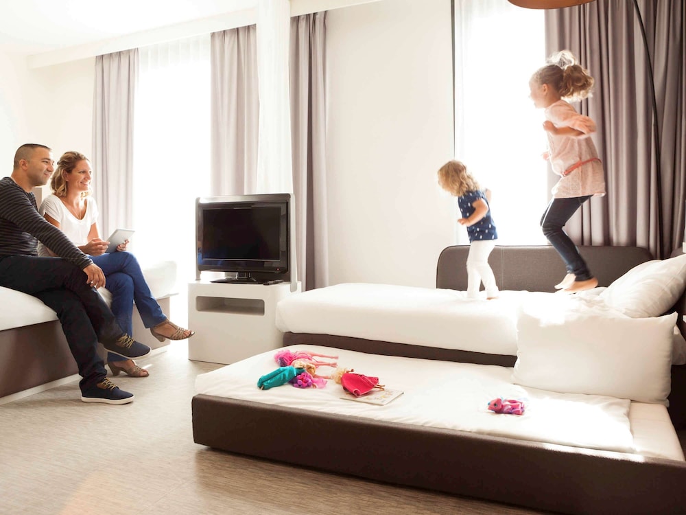 Novotel Suites Paris Issy Les Moulineaux 40/80