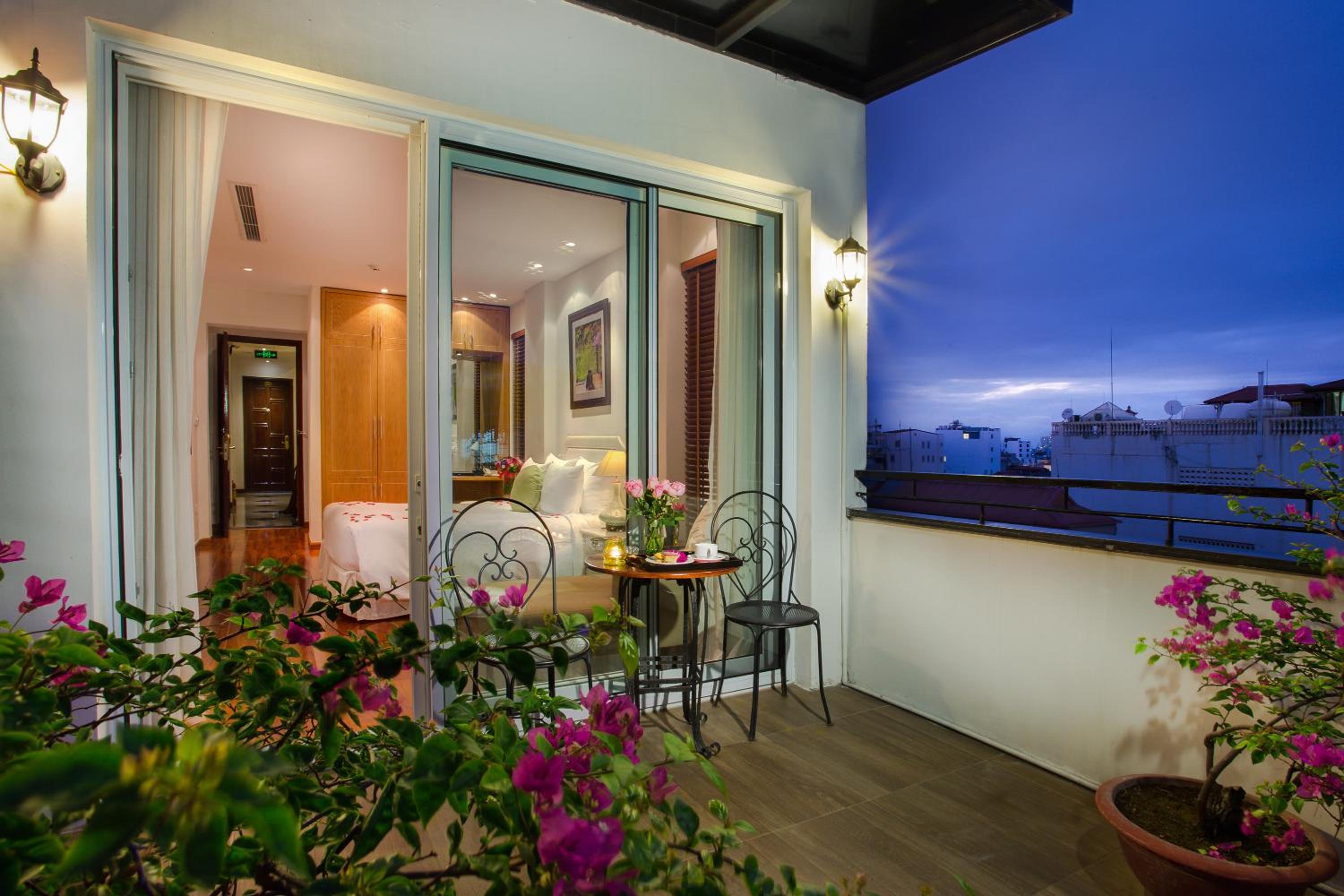 Hanoi Meracus Hotel 2 4/61