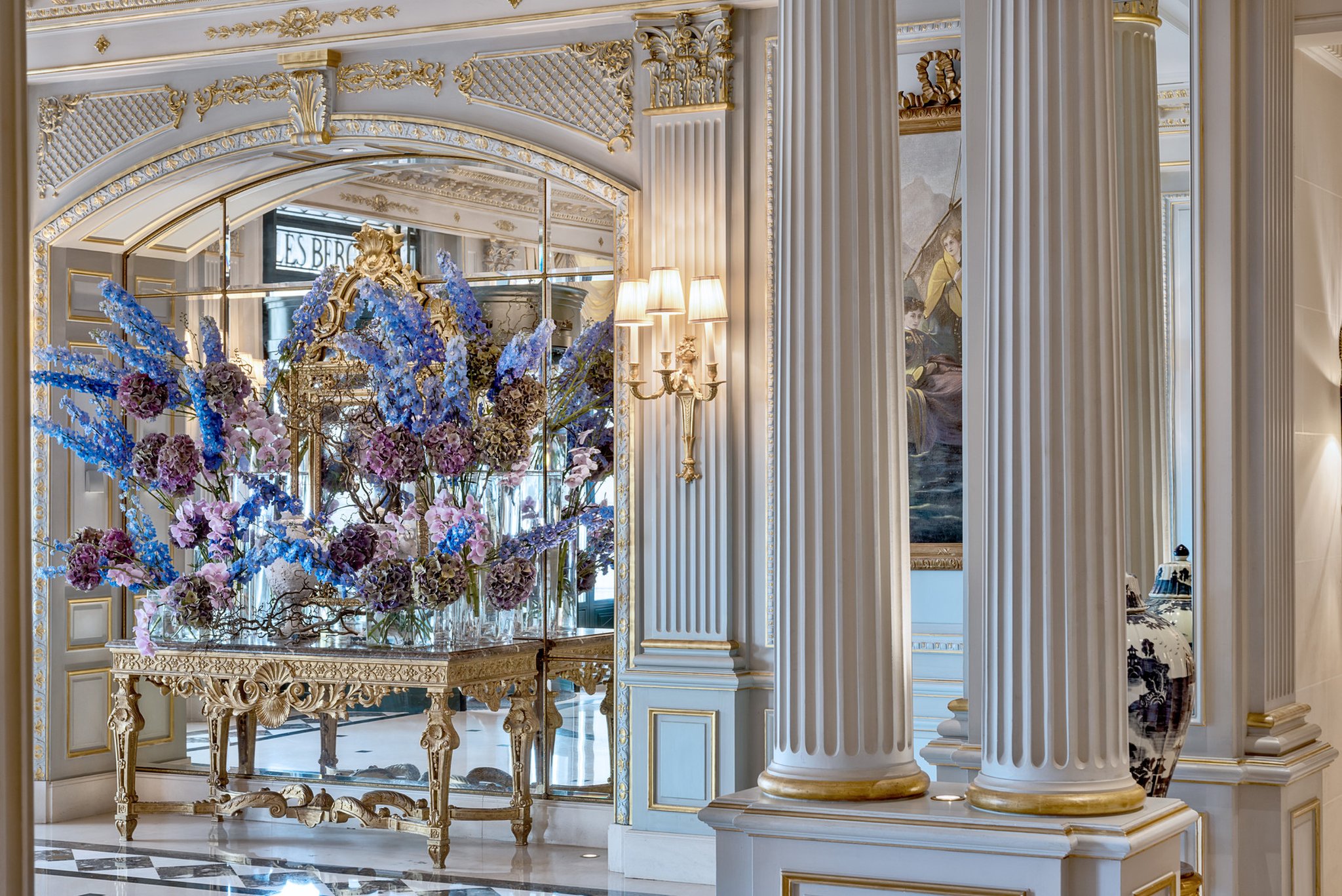 Four Seasons Hotel Des Bergues Geneva 10/83