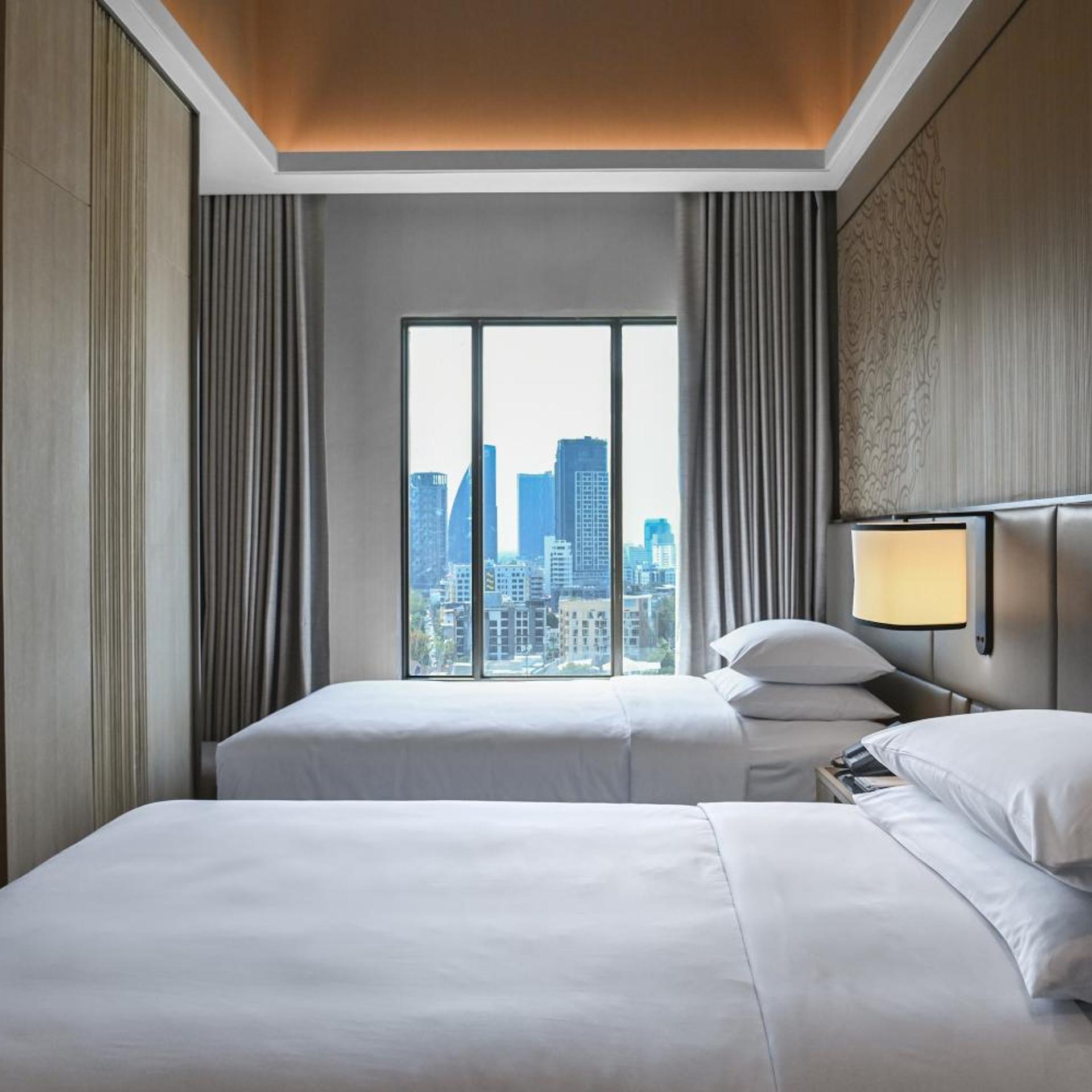 3 Bedrooms, Penthouse Suite