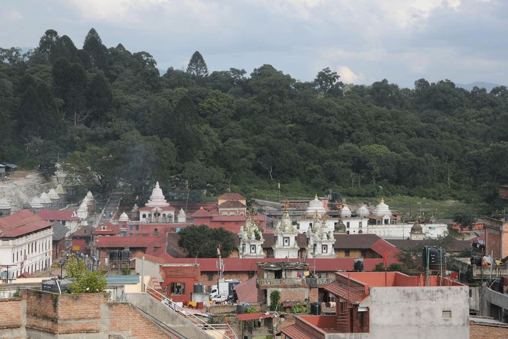 Shiva Shankar Hotel 28/32