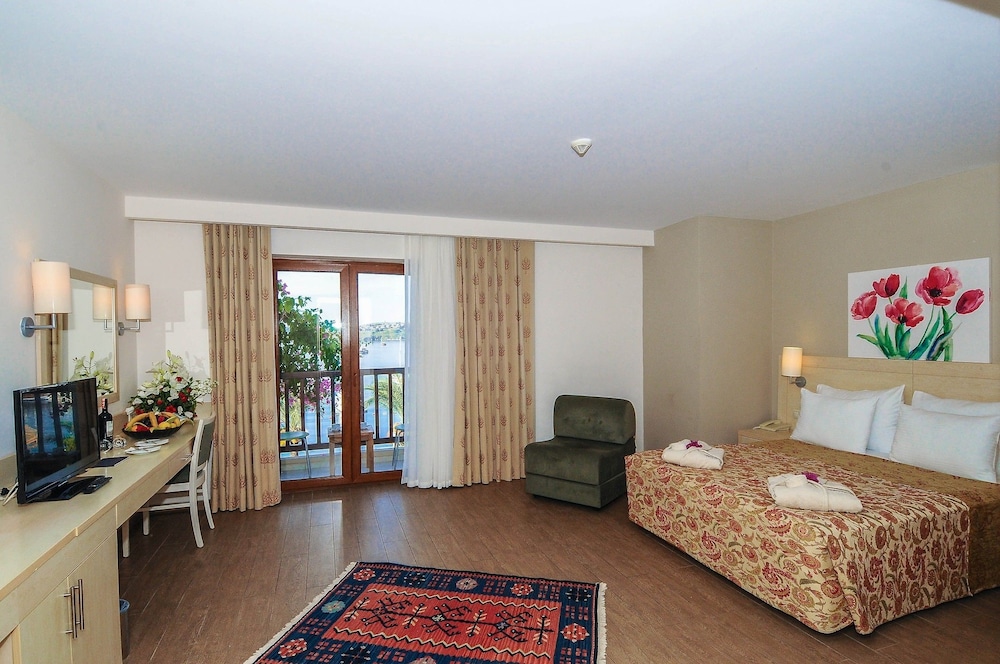 Diamond Of Bodrum 14/50