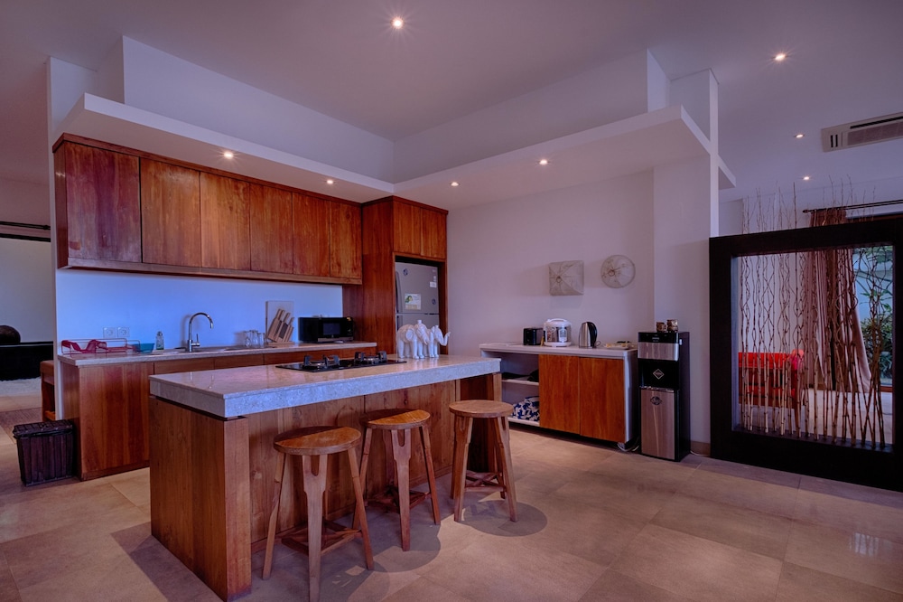 Kutus Kutus Keramas Villa 37/51