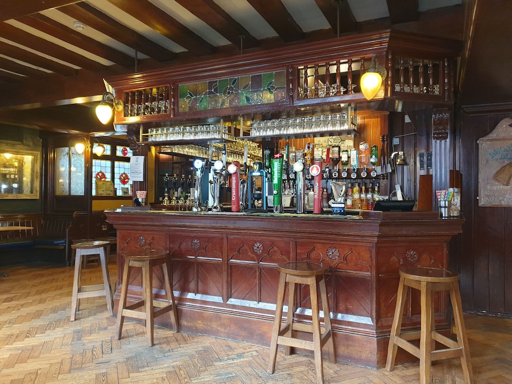 The Nags Head 18/32