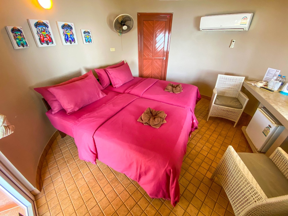Koh Mak Buri Hut Natural Resort 50/74