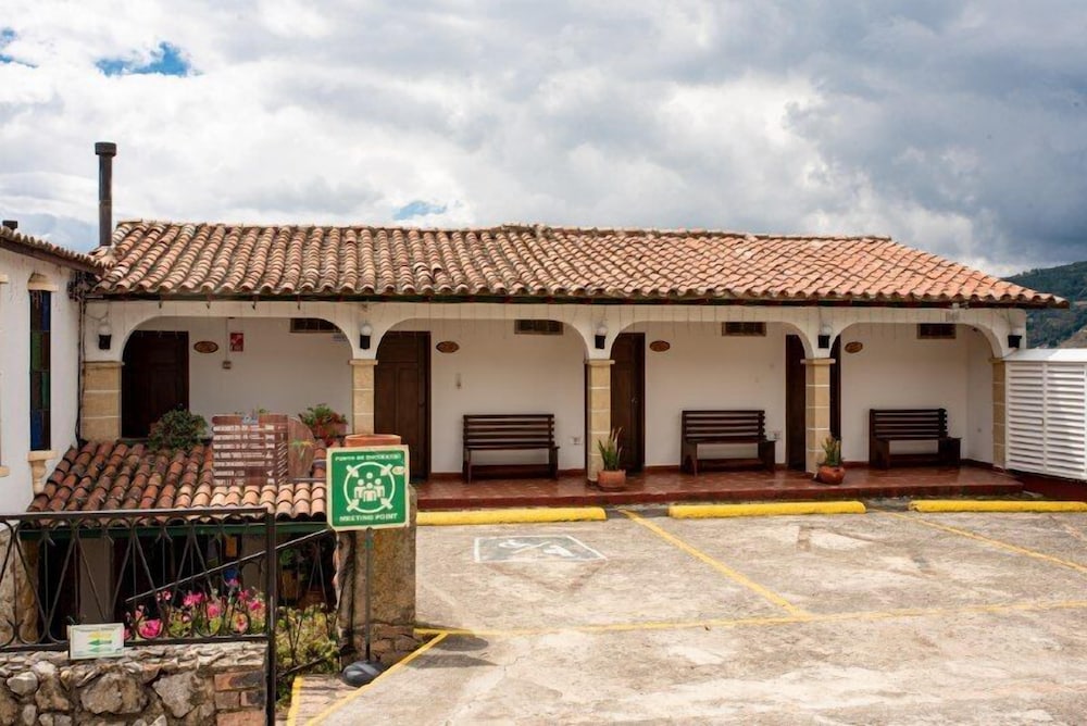 Decameron Refugio Rancho Tota 2/48