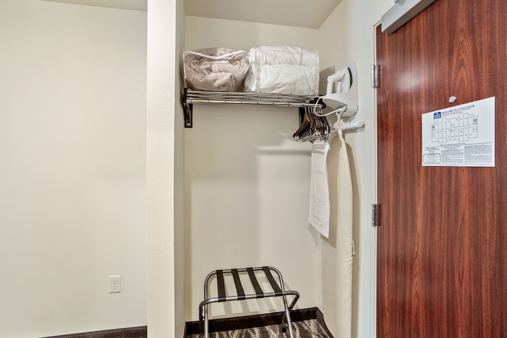 Cobblestone Hotel & Suites-Little Chute 13/48