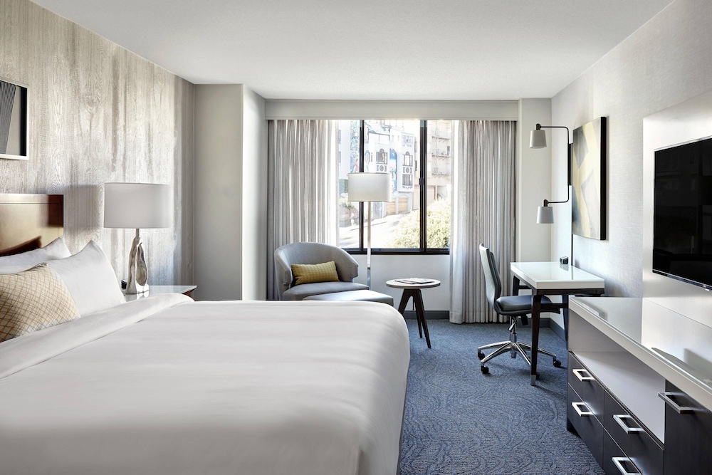 Room, King Bed, Accessible