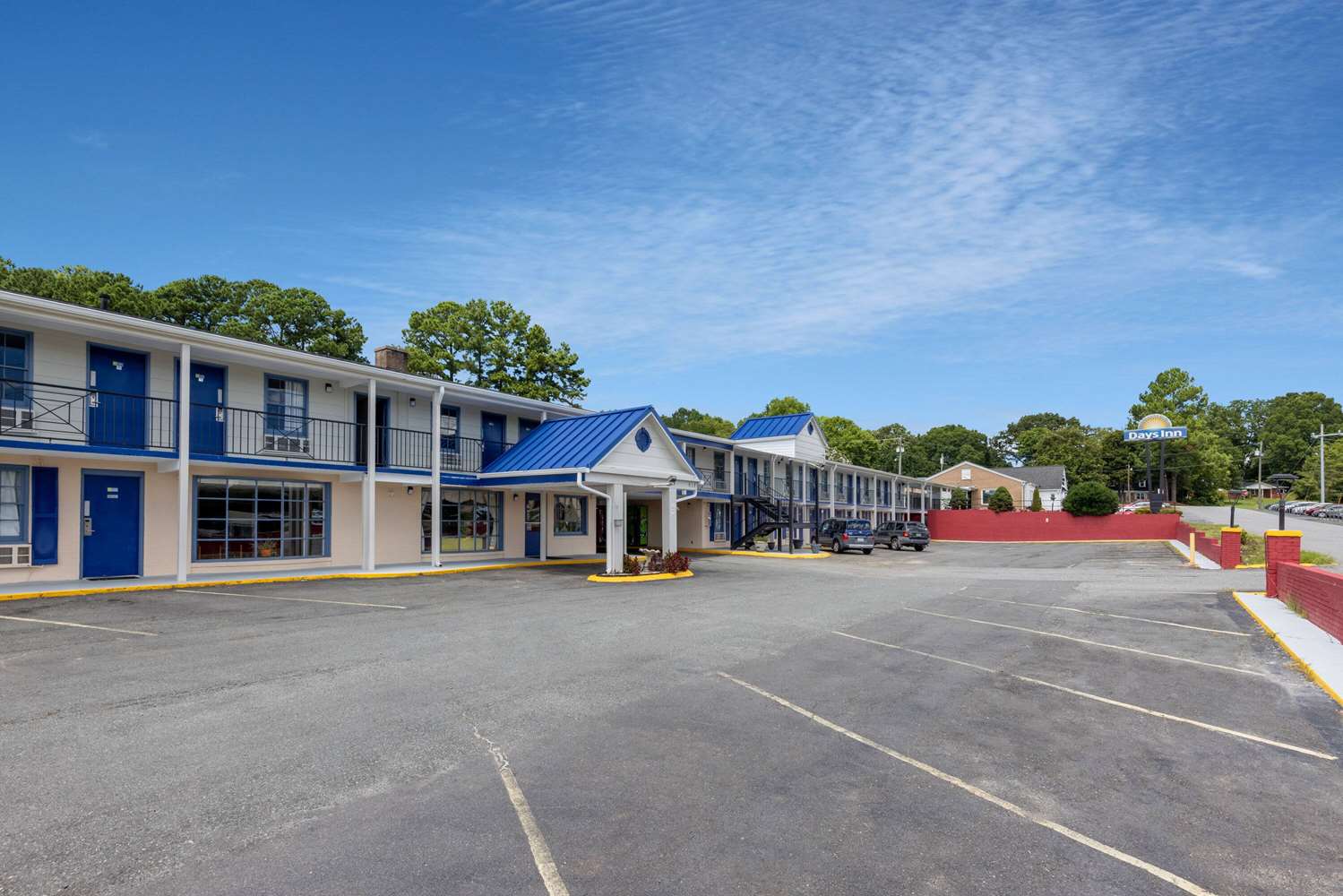 Days Inn By Wyndham Lincolnton 24/29