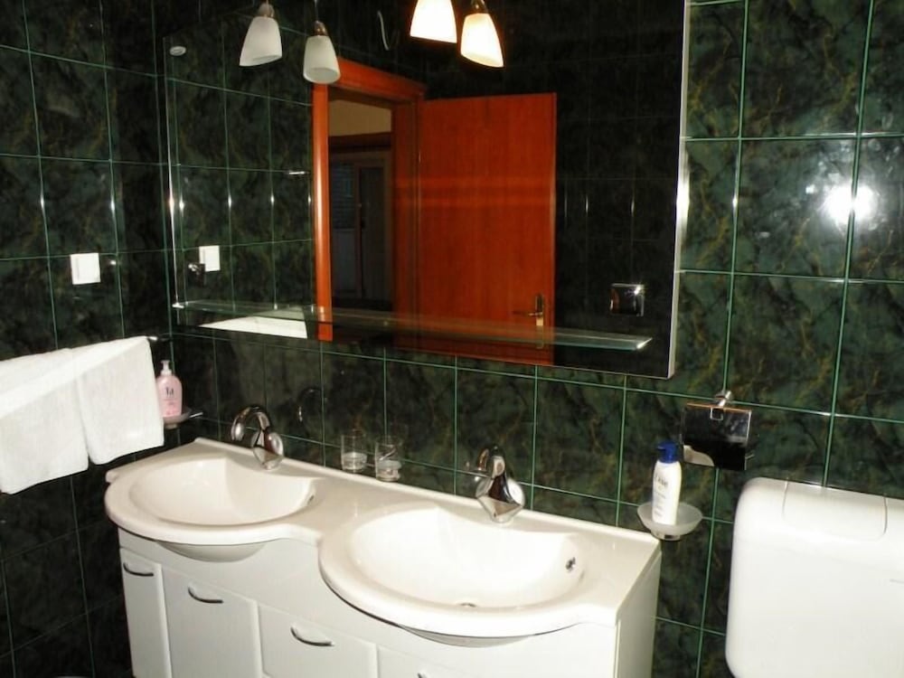 Villa Rosa 24/28
