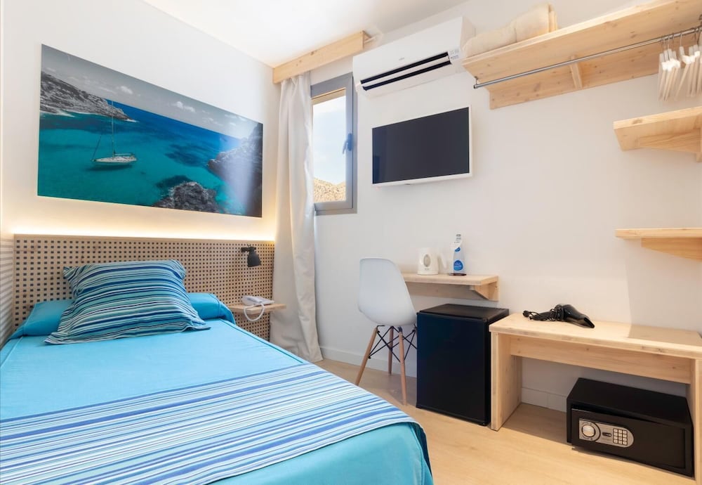 Eolo Hotel 25/72