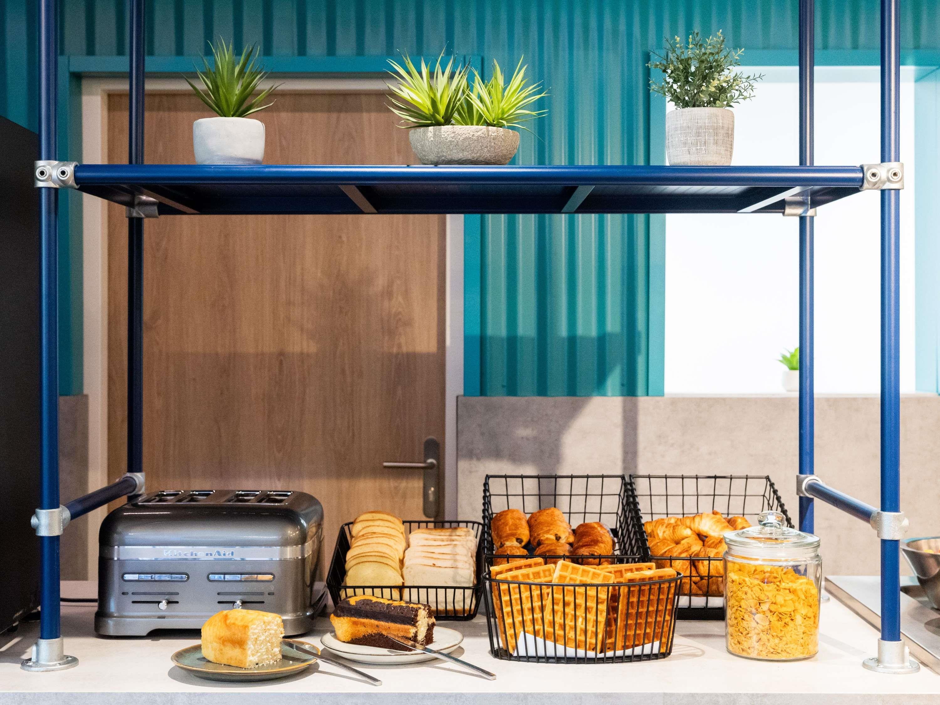 Ibis Budget Beziers Est Mediterranee 12/72