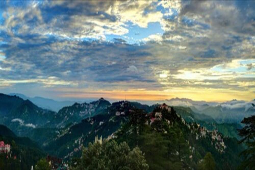 Summit Le-Royale Hotel 16/19