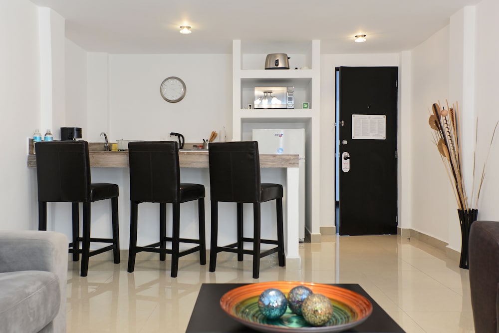 Suites259 32/51