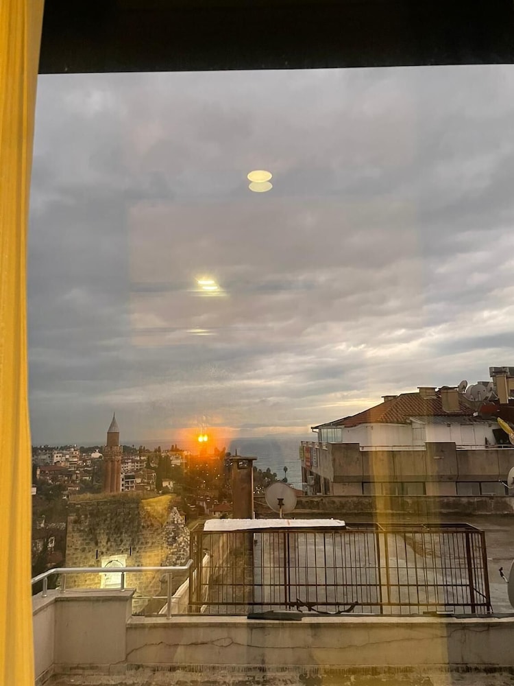 Mse Golden Lux Hotel 48/50