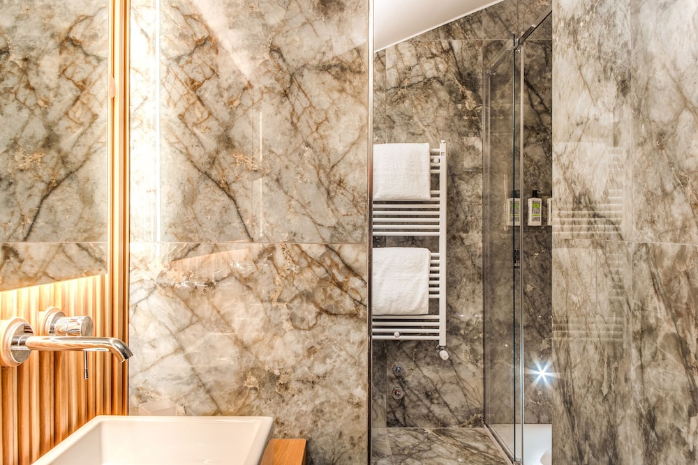 DBH Duomo Boutique Hotel Lake Como 23/23