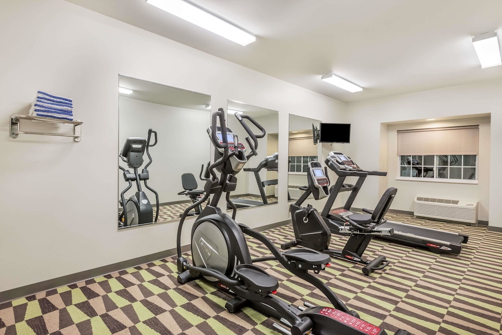 Microtel Inn and Suites By Wyndham Beaver Falls 15/30