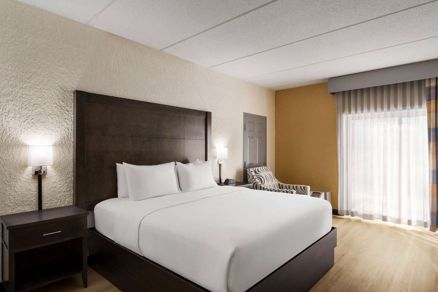 AmericInn by Wyndham Rochester Near Mayo Clinic 7/25