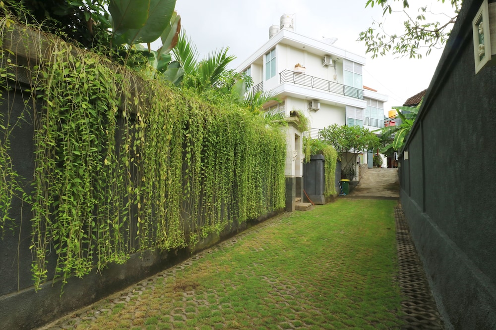 The Umah Pandawa Homestay And Villas by ZUZU 24/41