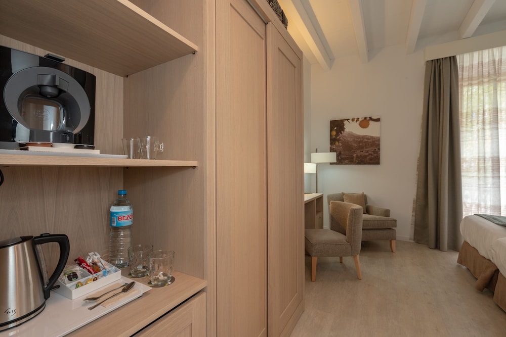 Soller Plaza 50/50