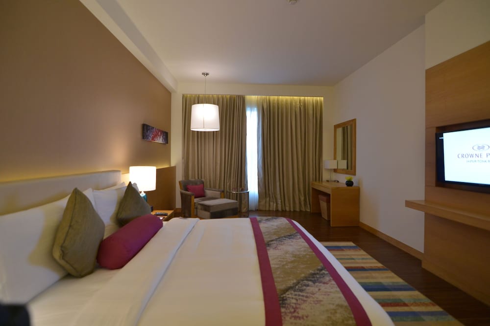 Crowne Plaza Jaipur Tonk Road 23/78