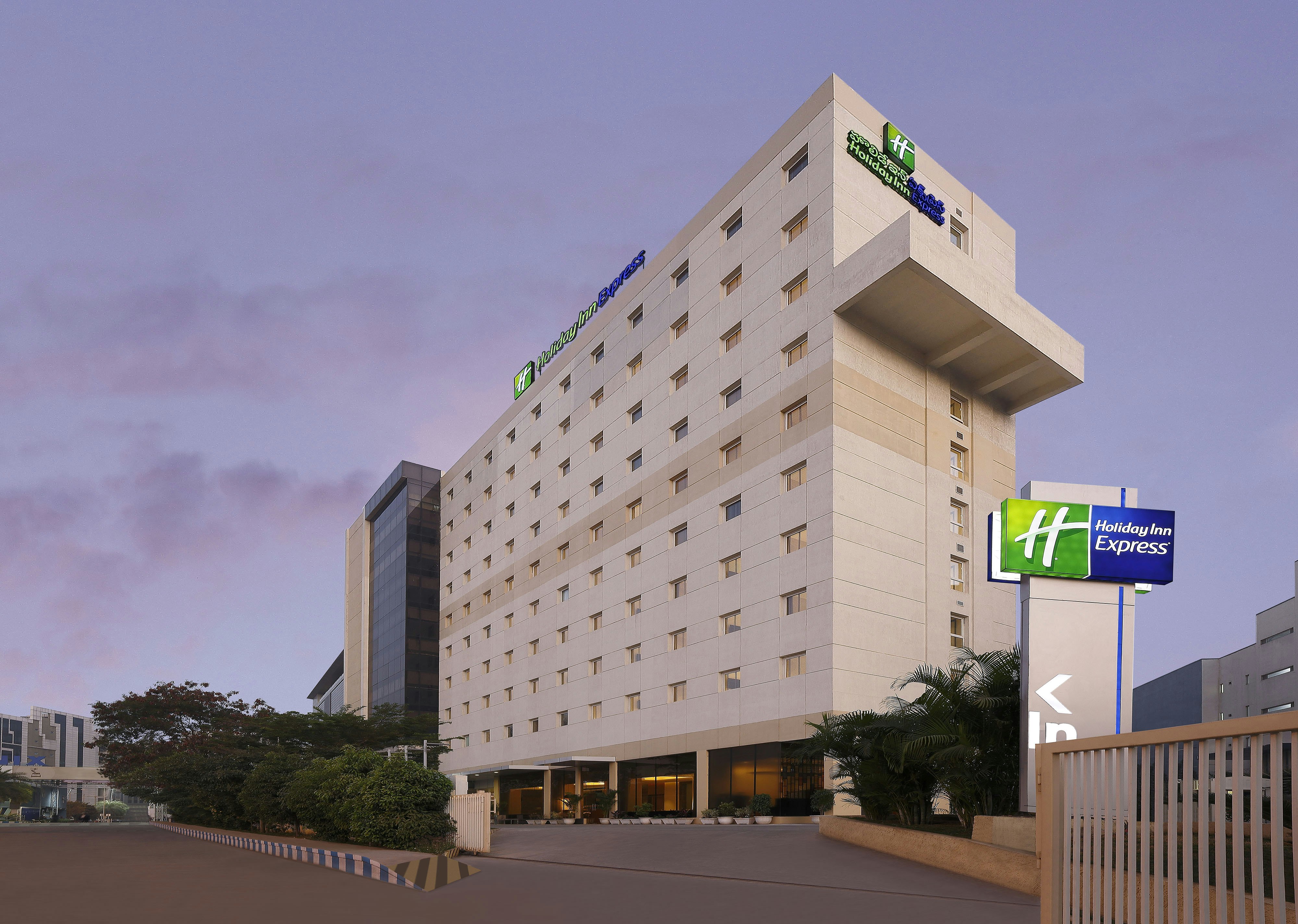 Holiday Inn Express Hyderabad Hitec City 2/76