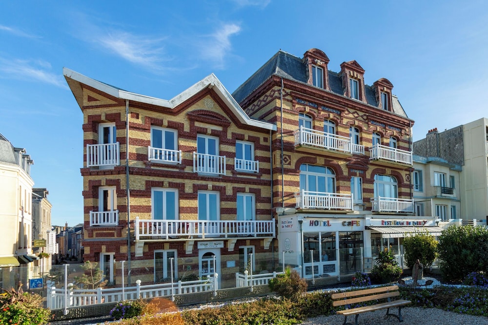 Hotel Le Rayon Vert 1/48