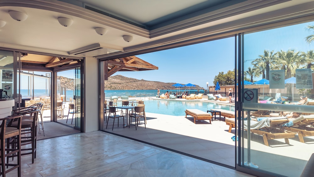 Chrispy Beach Resort 18/43