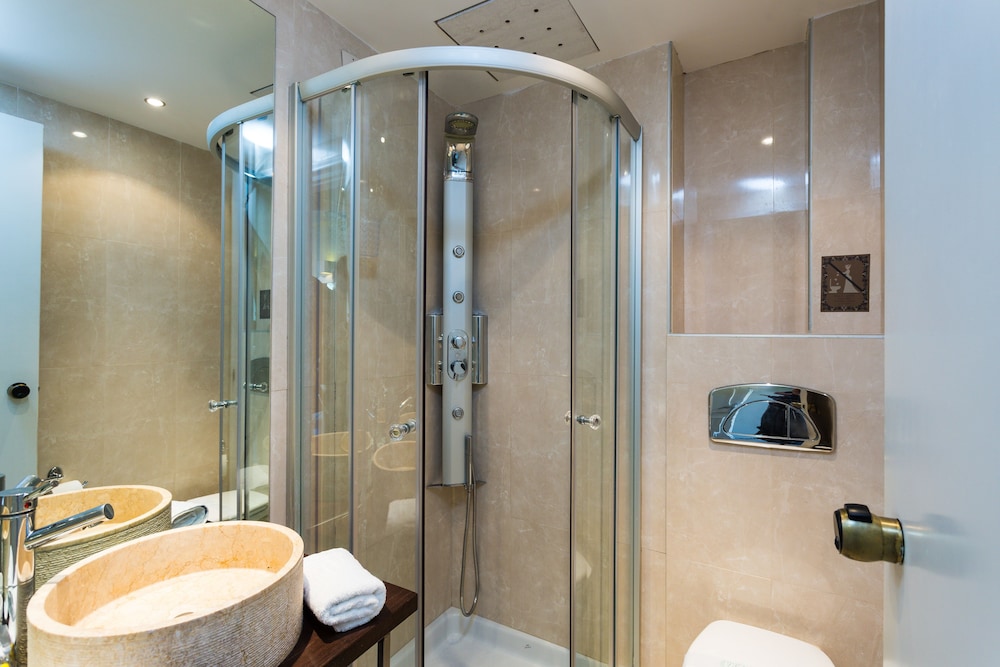 Palazzo Greco Boutique Hotel 59/62