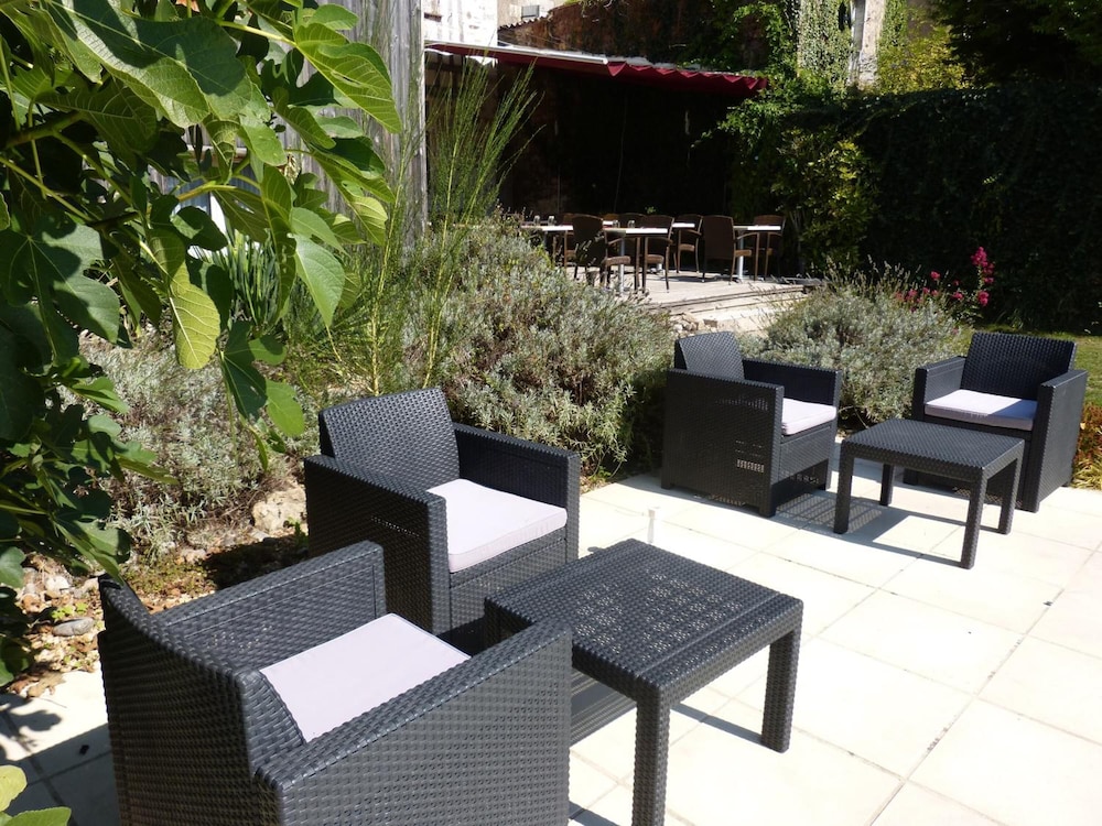 AUBERGE DUPUYTREN 14/21